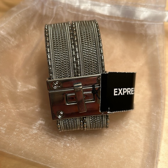 Express Bracelet - Picture 3 of 6